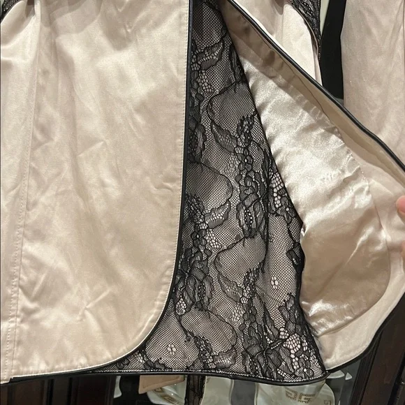 Bebe Women's Cream Trench Coat with Black Details - Picture 11 of 11